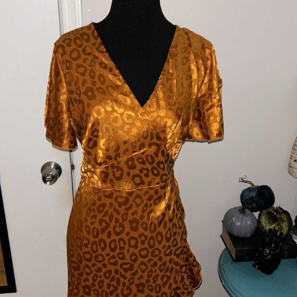 Burnt Orange Ruffle Leopard Satin Dress - Picture 2 of 4